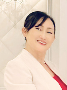 校長 小須田典子